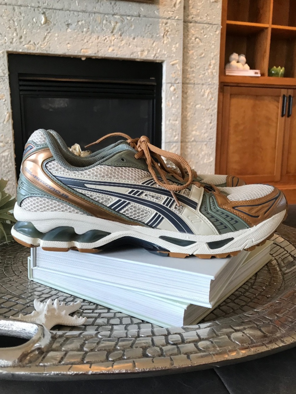 ASICS GEL-KAYANO 14 VANILLA TARMAC MENS SNEAKERS